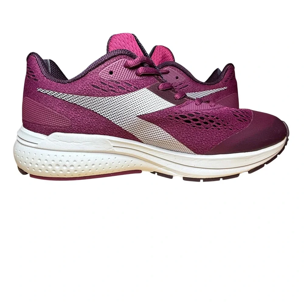 Diadora Kuruka 4 Womens Running Shoes Plum Magenta White Sneakers 101.174884‎ 8